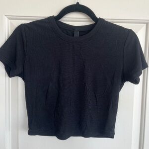 SKIMS Cropped Raglan T-Shirt